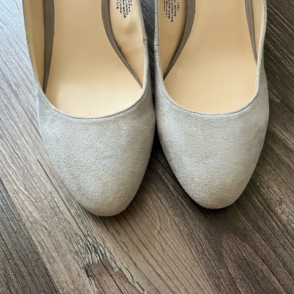 Nine West Andrea Lace Up light Grey Suede Pumps- 7.5 👡 - Picture 6 of 6